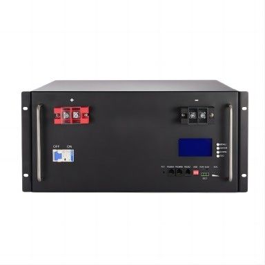 51.2V 100AH ​​BMS แบตเตอรี่ลิเธียมไอออนแบบรีชาร์จสำหรับแหล่งจ่ายไฟของธนาคาร