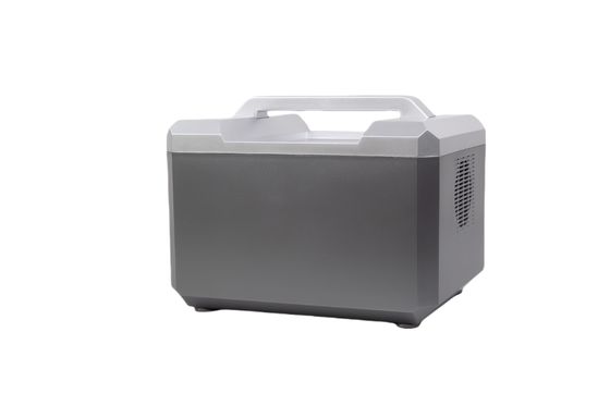 Silver Shell Ultra Output Power 600W EU Adapter ชาร์จ แพวเวอร์ แบงก์ พร้อมจอ LCD