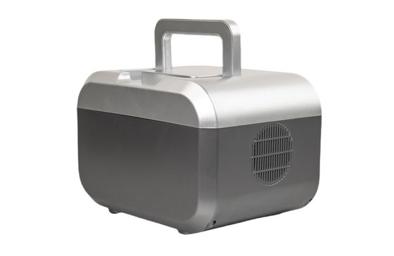 อัตราการออกแรง AC สูงสุด 1200W แบงกพลังงานชาร์จไร้สาย พร้อมอุปกรณ์กันน้ําสําหรับสมาร์ทโฟน