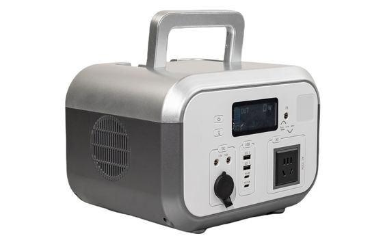 อัตราการออกแรง AC สูงสุด 1200W แบงกพลังงานชาร์จไร้สาย พร้อมอุปกรณ์กันน้ําสําหรับสมาร์ทโฟน