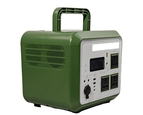 พลังงานสูงถึง 3000W แบตเตอรี่ LFP สามารถชาร์จใหม่ได้ เครื่องกําเนิดพลังงานพกพาที่มีแผ่นแสงอาทิตย์พกพา 400W