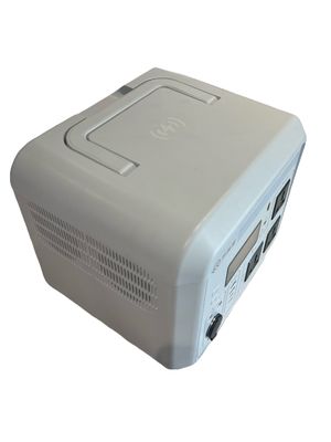 ไม่มีประสิทธิภาพความจํา 1500W พลังงานผลิตทั้งหมดในระบบแสงอาทิตย์ระบบพลังงาน AC พกพาที่มีไฟ LED สําหรับ RV Camping