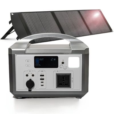 แสง LED / แสง SOS 300W พลังงานพลังงานกลางแจ้ง พร้อมการชาร์จไร้สาย ธนาคารพลังงานแสงอาทิตย์พกพาสําหรับการเดินป่ากลางแจ้ง